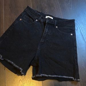 H&M black denim shorts size US6